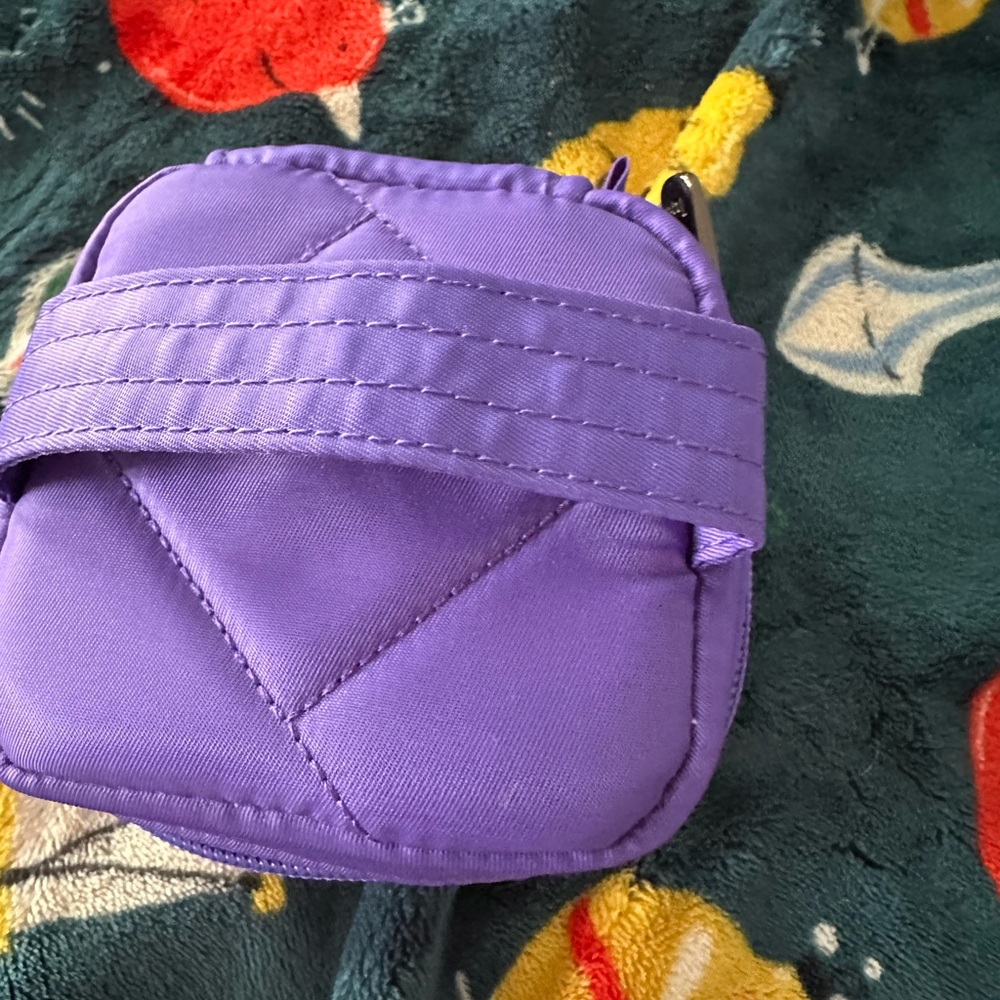 Lug mini swizzle  jewerly case